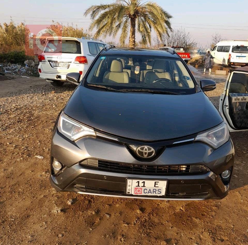 تۆیۆتا ڕاڤ 4